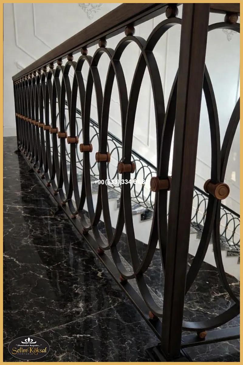 Demir Merdiven Korkuluğu - PANGALTI